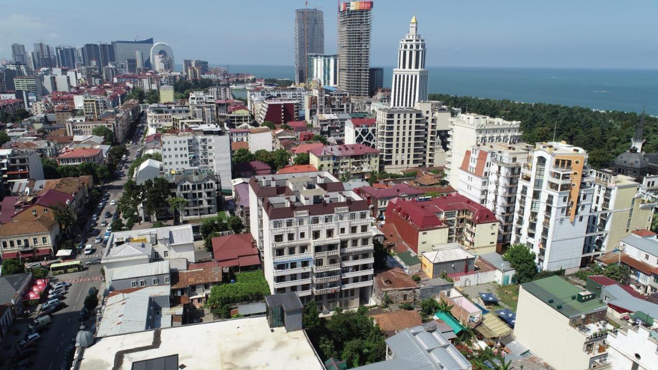 Boulevard Apartments Batumi Exterior foto