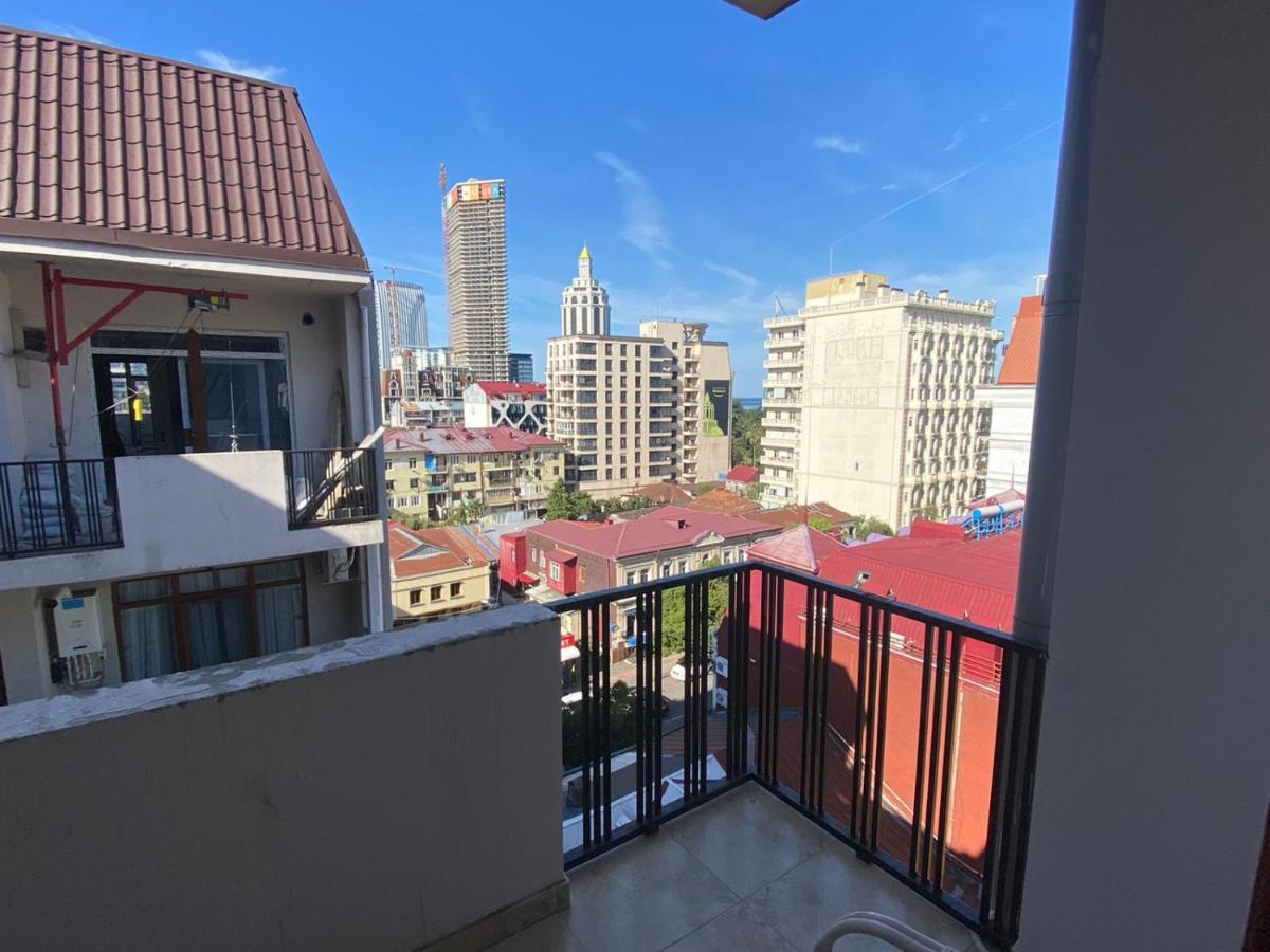Boulevard Apartments Batumi Exterior foto